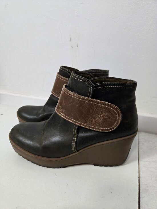 Fly London Shoes - Fly London Mux Wedge Ankle Boot Size 10 Two Tone Leather Adjustable